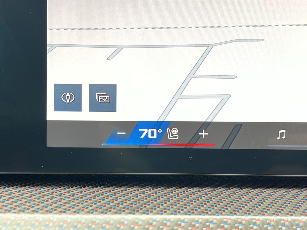 Thumbnail: 2026 BMW XM - 19