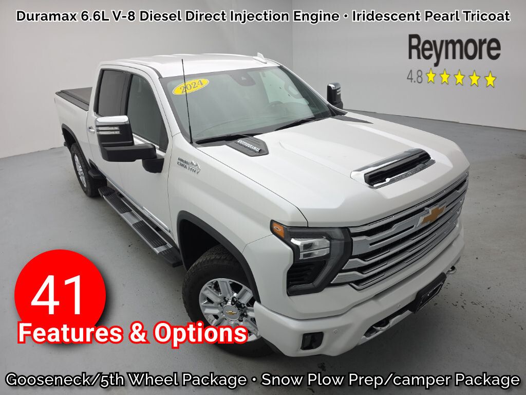 White (Iridescent Pearl Tricoat) 2024 Chevrolet Silverado 3500HD Pickup Truck Four-Wheel Drive Automatic