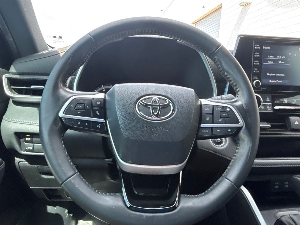 Used 2022 Toyota Highlander SUV