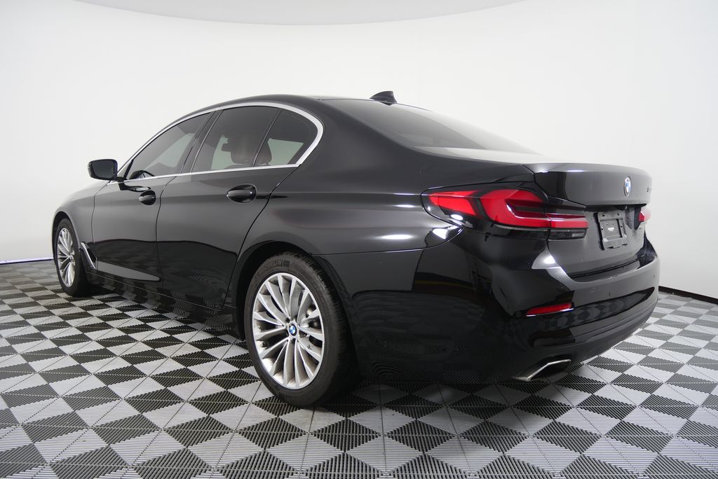 Thumbnail: 2023 BMW 5 Series - 5