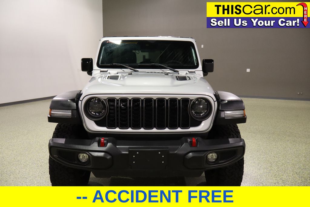 2024 Jeep Wrangler Rubicon photo 2