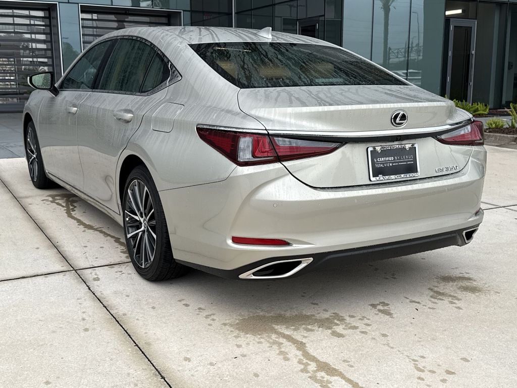 Thumbnail: 2025 Lexus ES - 10