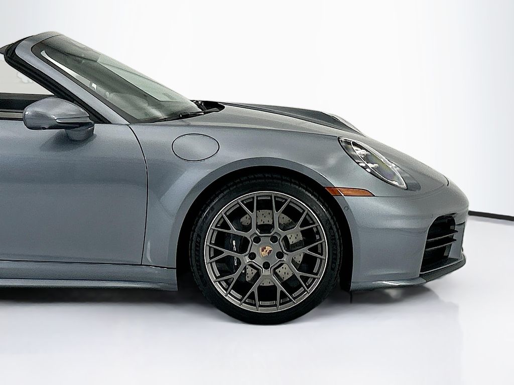 Thumbnail: 2026 Porsche 911 - 11