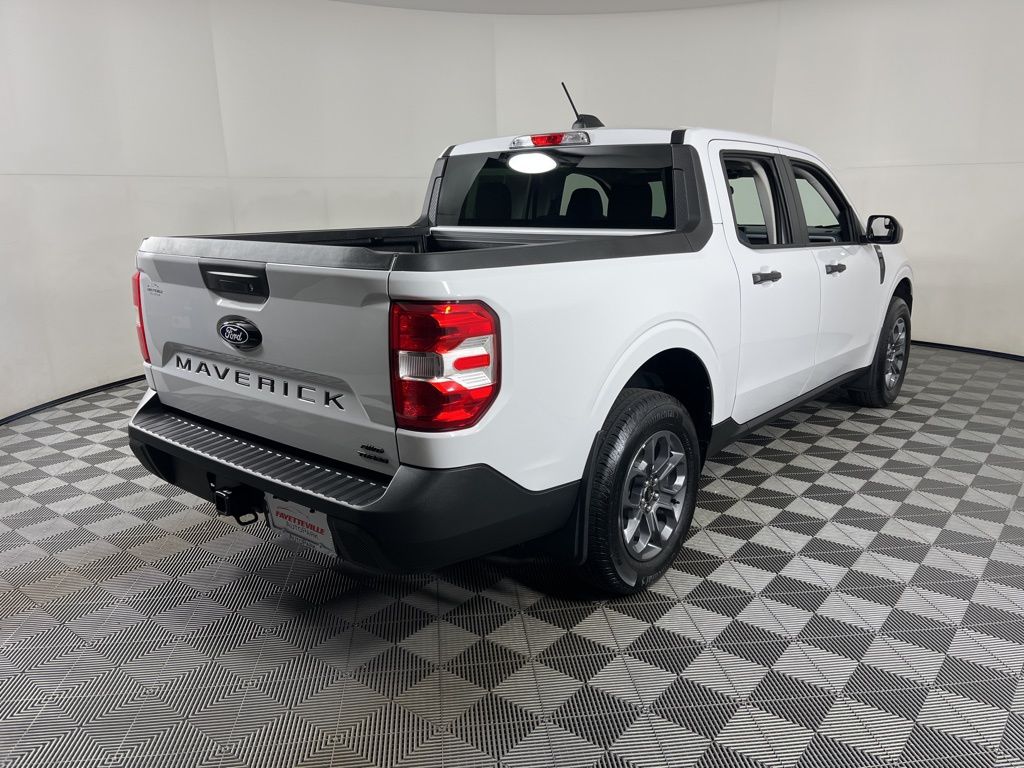 Thumbnail: 2025 Ford Maverick - 5