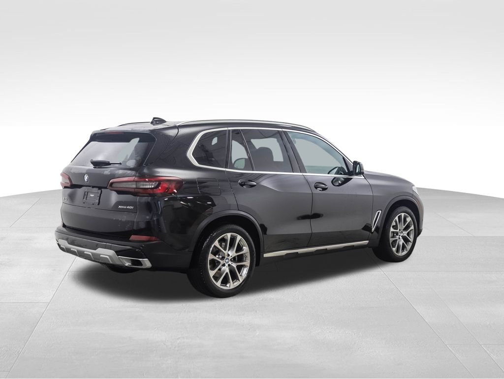 Thumbnail: 2023 BMW X5 - 5