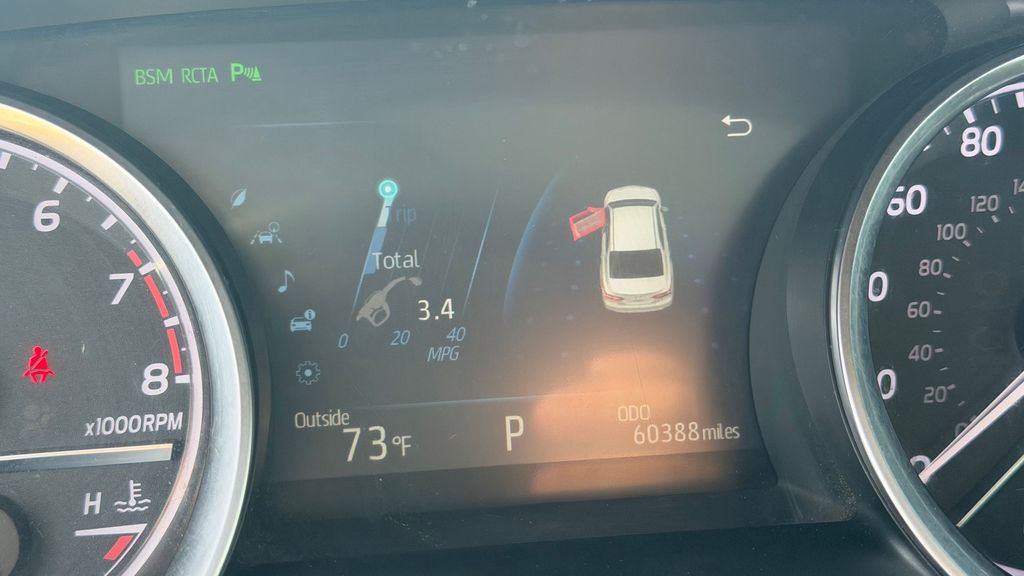 2018 Toyota Camry XLE - Photo 28