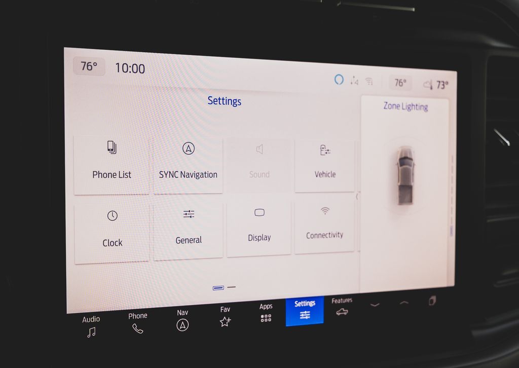 View vehicle photo 7