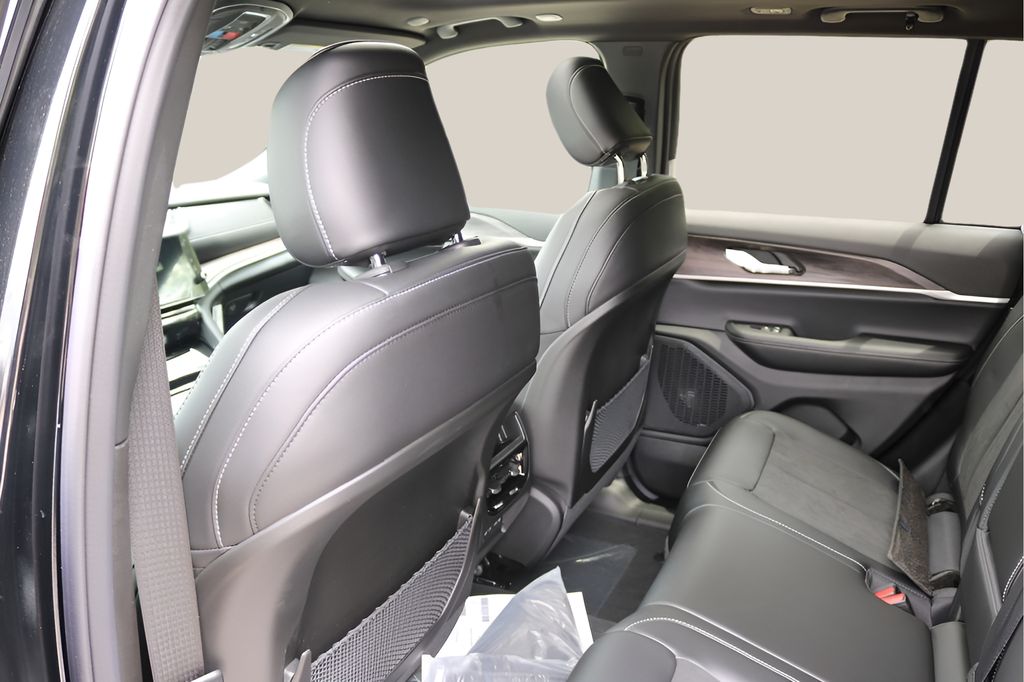 New 2026 Black Jeep Laredo Altitude image 15
