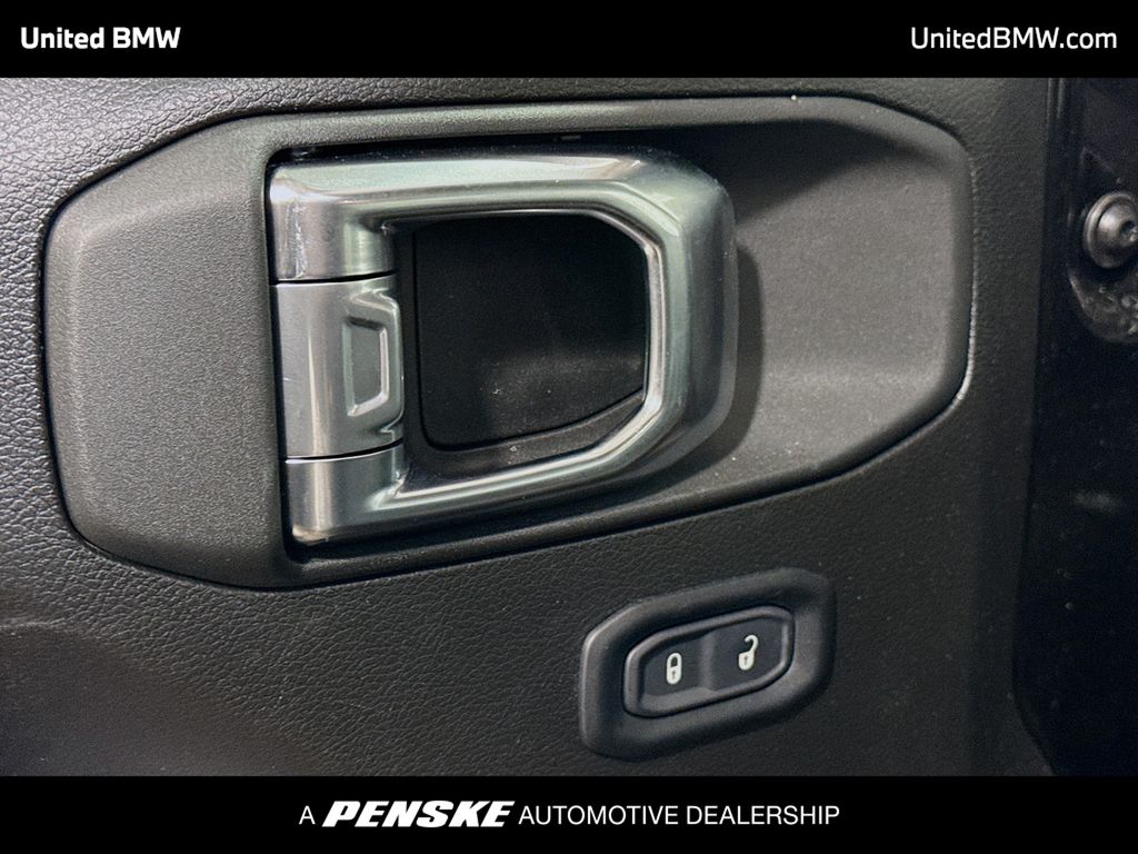 Thumbnail: 2025 Jeep Wrangler - 3