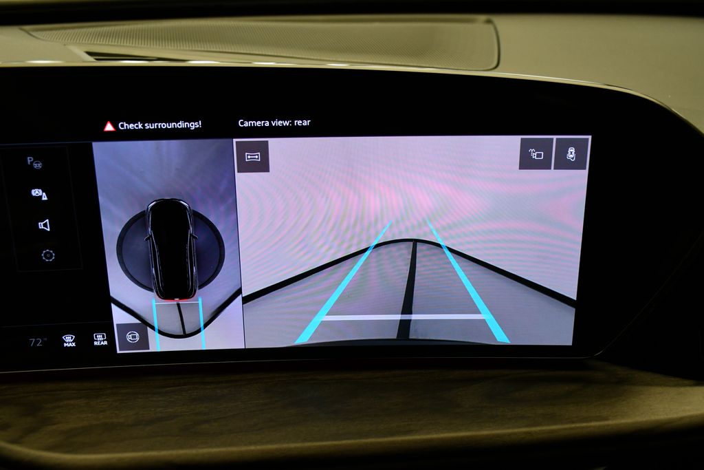 Thumbnail: 2025 Audi Q5 - 26