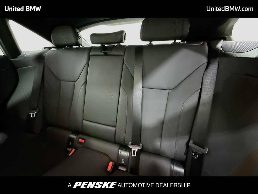 Thumbnail: 2026 BMW i4 - 13