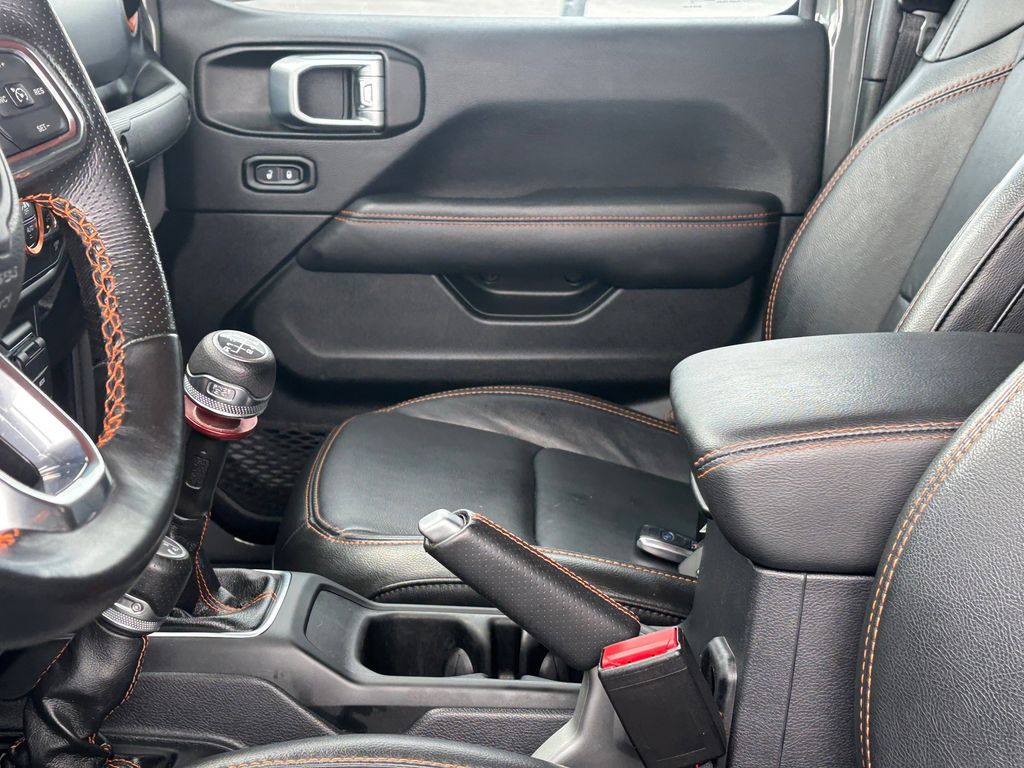 Used Car 2022 Jeep Gladiator  Mojave For Sale Under $40,000 In Austin, Texas