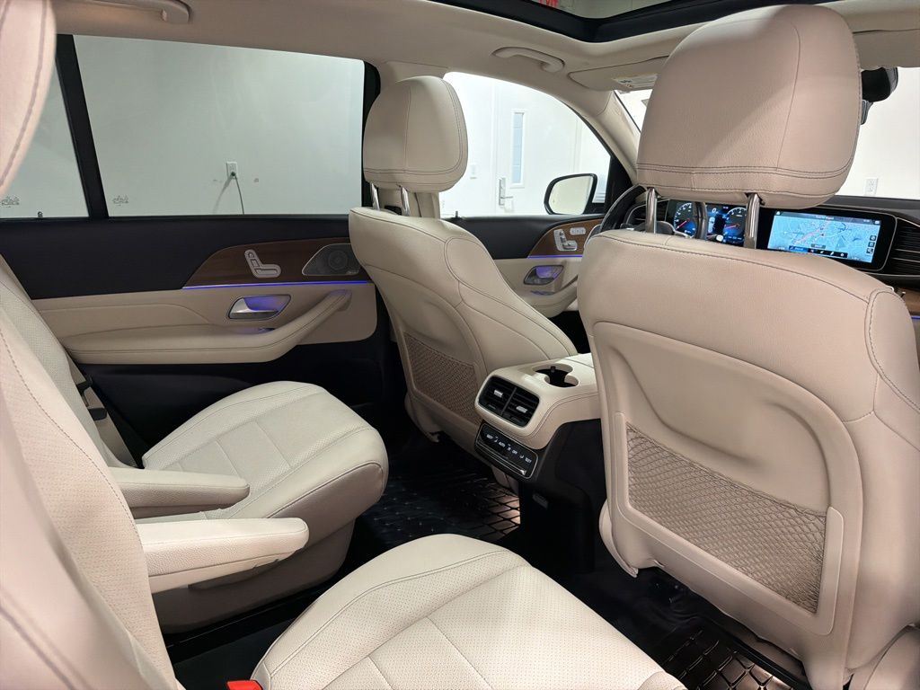 Used 2021 White Mercedes-Benz GLS 450 image 27
