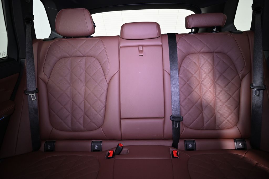 2025 BMW X5 xDrive50e 25