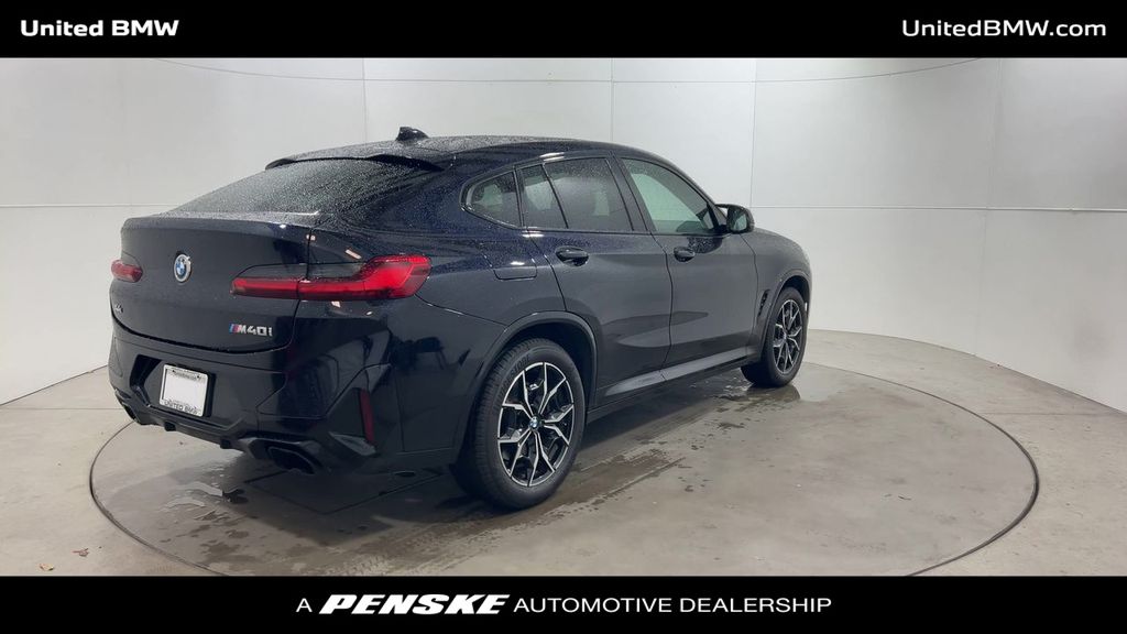 2022 BMW X4 M40i 8