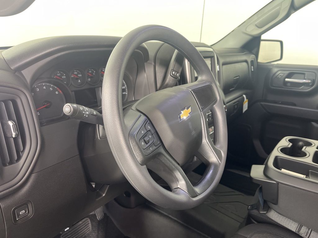 Thumbnail: 2026 Chevrolet Silverado 1500 - 17