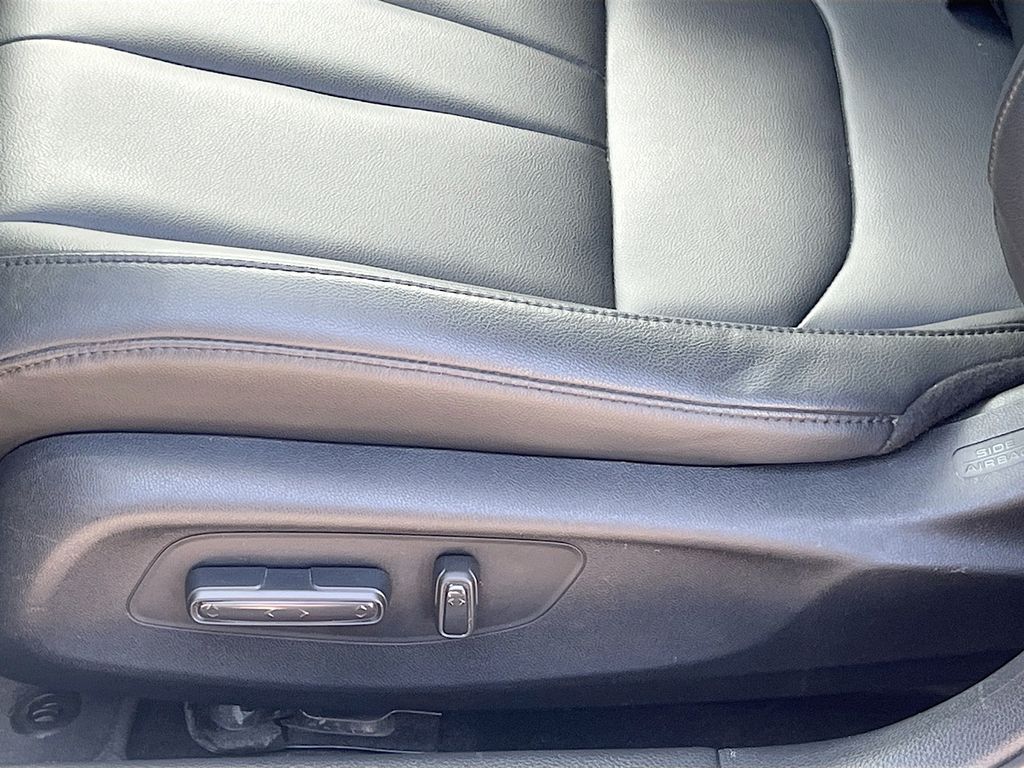 Used 2023 Silver Acura Base image 19
