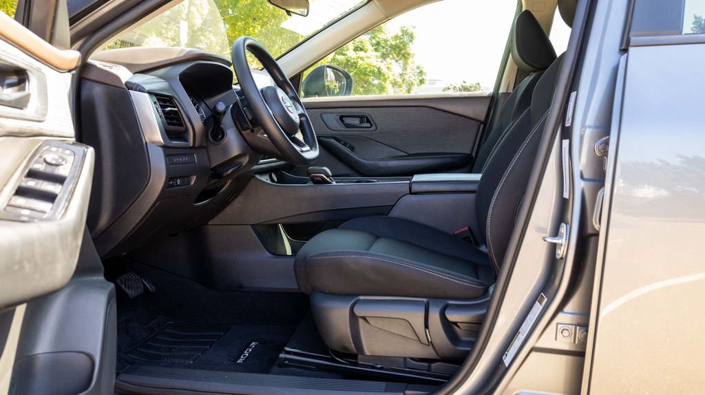 Used 2023 Nissan Rogue S 4D Sport Utility