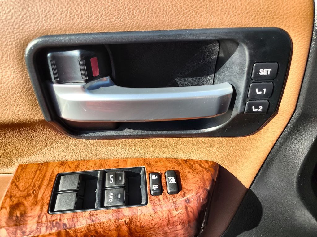 2019 Toyota Sequoia Platinum 11