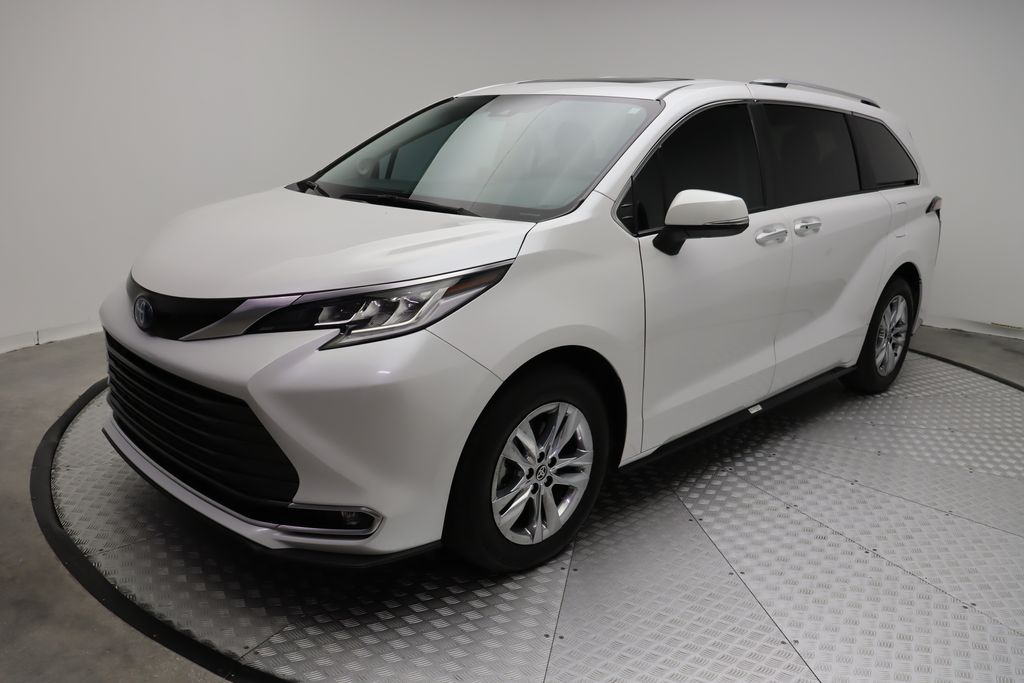 2024 Toyota Sienna Limited -
                  West Palm Beach, FL