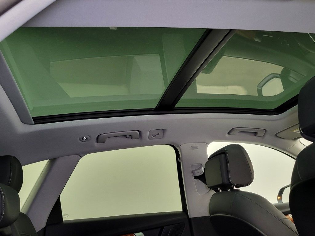 Thumbnail: 2023 Audi Q5 - 17