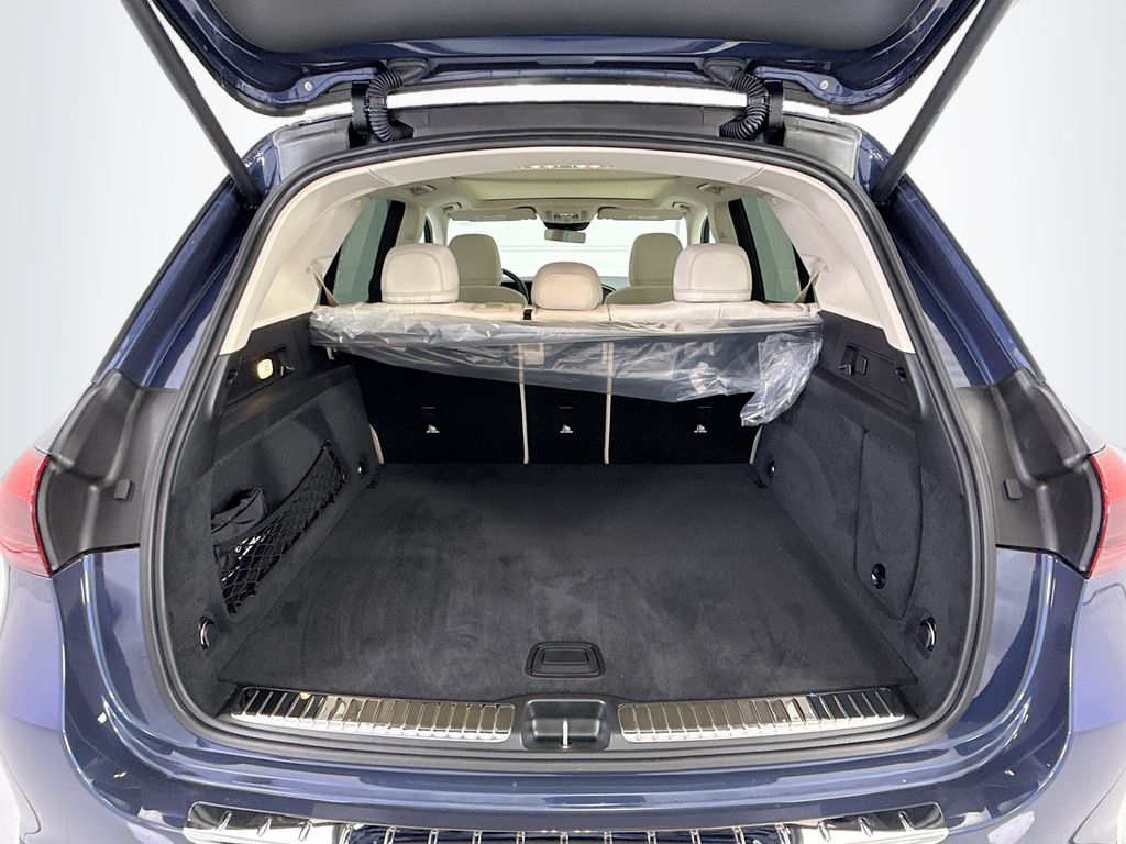 Thumbnail: 2026 Mercedes-Benz GLE - 27