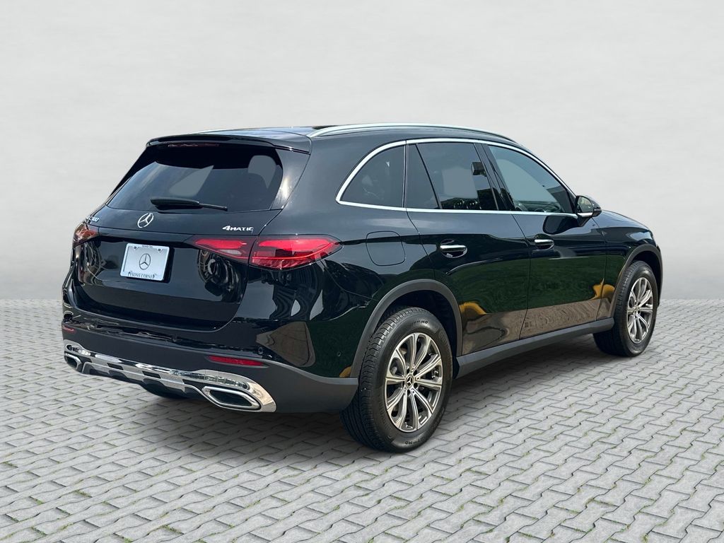 Thumbnail: 2026 Mercedes-Benz GLC - 5