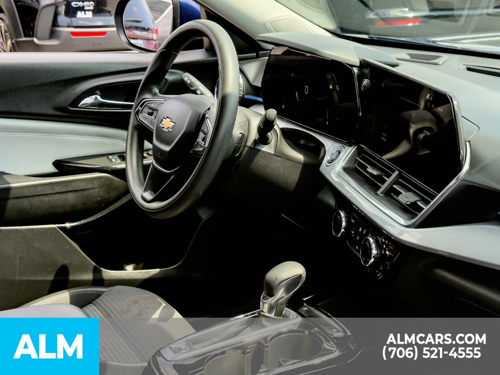 Used 2024 Blue Chevrolet LT image 18