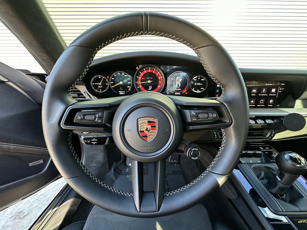 Thumbnail: 2024 Porsche 911 - 17