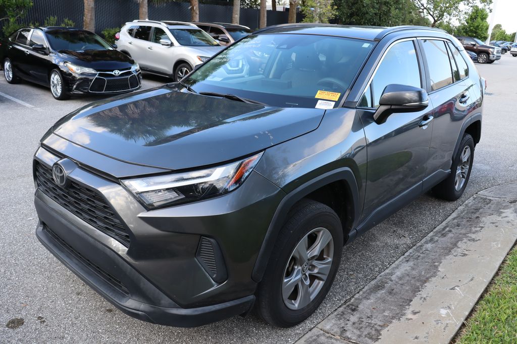 Thumbnail: 2022 Toyota RAV4 - 2