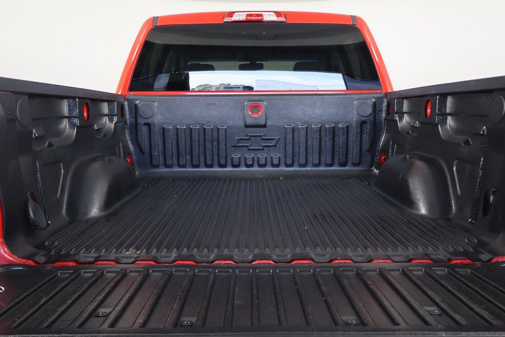 Thumbnail: 2018 Chevrolet Silverado 1500 - 14