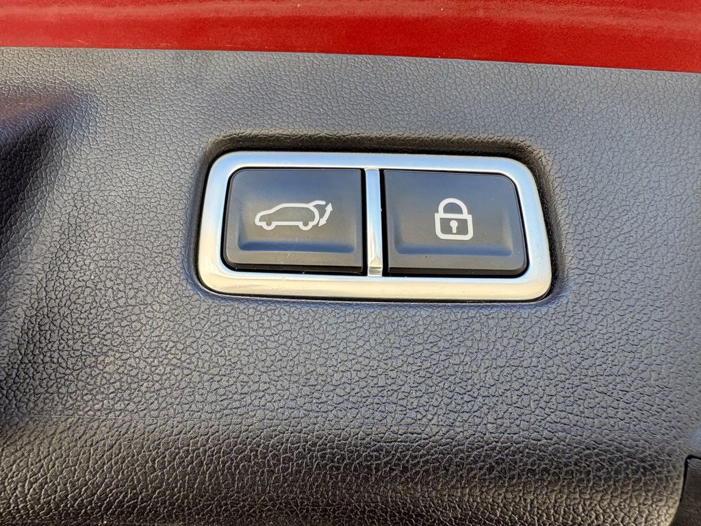 Used 2022 Passion Red Tintcoat Kia EX image 28