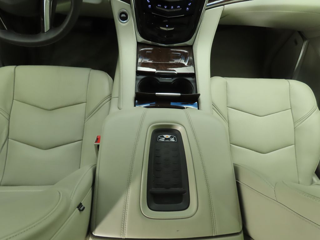 2017 Cadillac Escalade Luxury 17