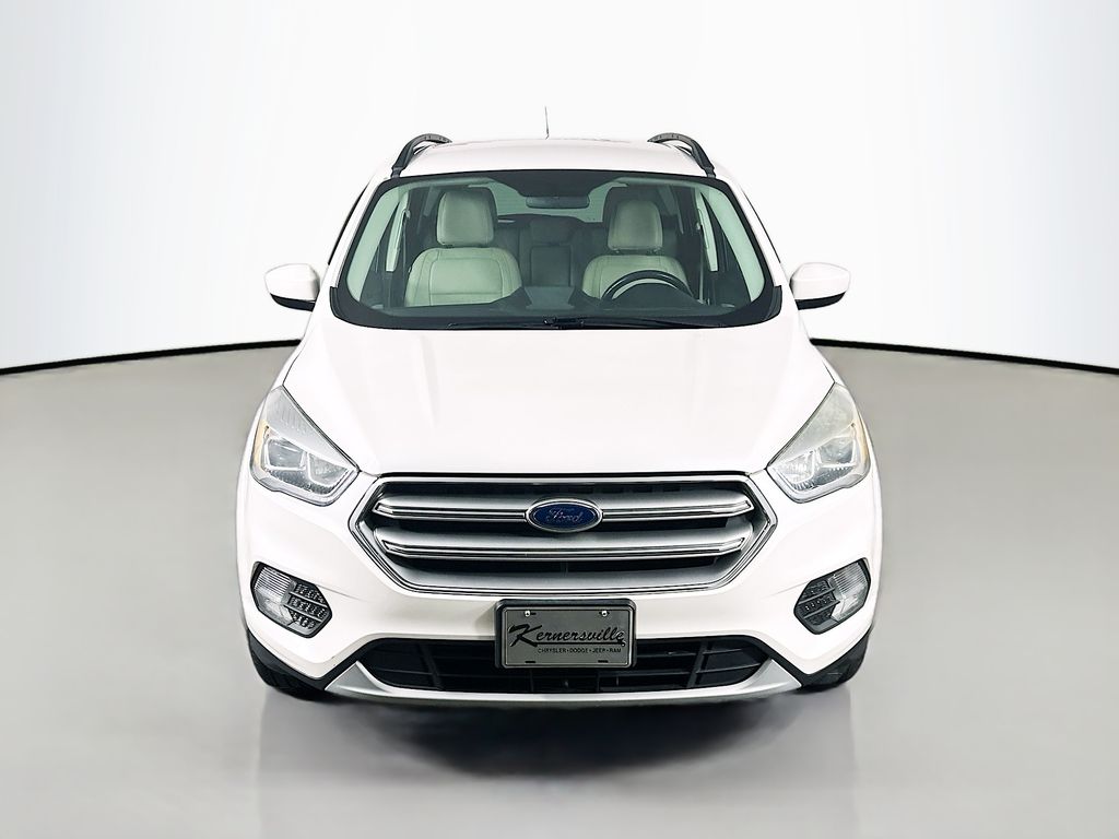 Used 2017 White Ford SE image 2
