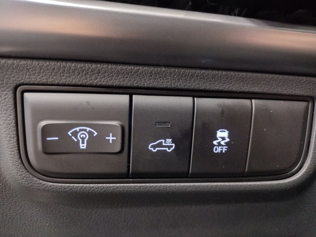 2026 Hyundai Santa Cruz SE