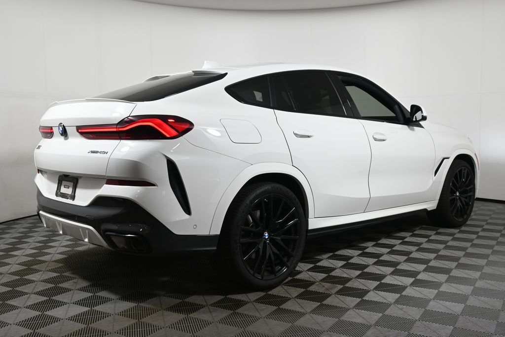 Thumbnail: 2023 BMW X6 - 6