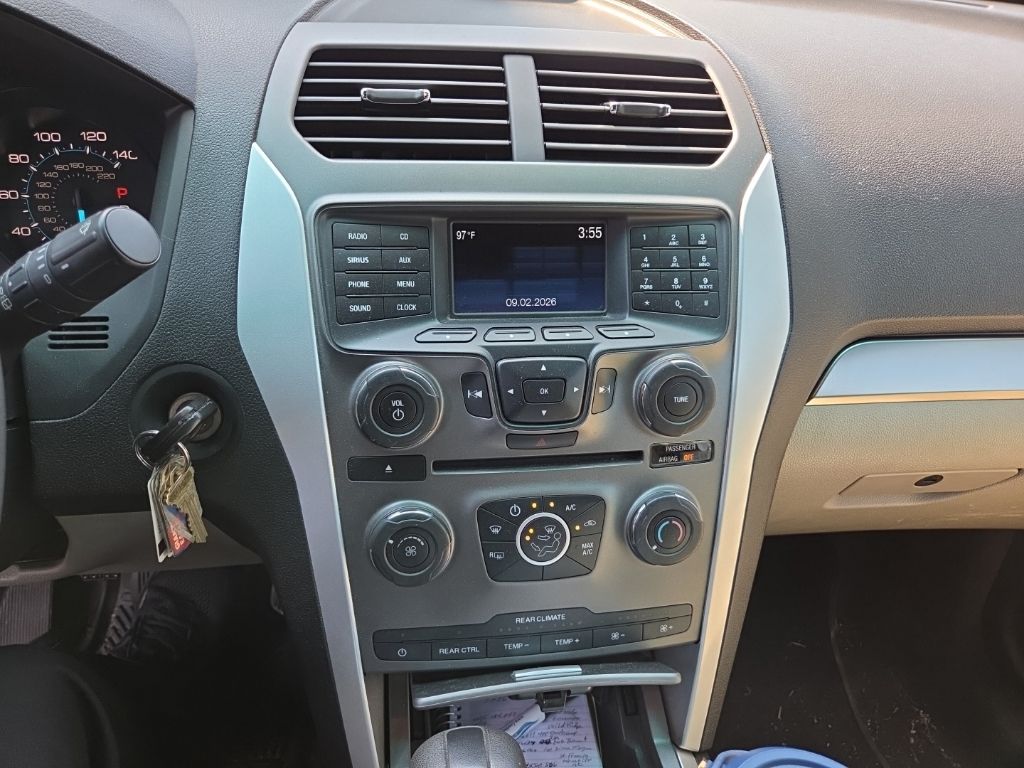 Used 2015 Black Ford Base image 19