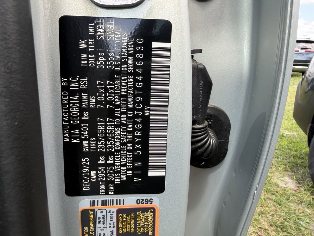 new 2026 Kia Sorento car, priced at $28,732