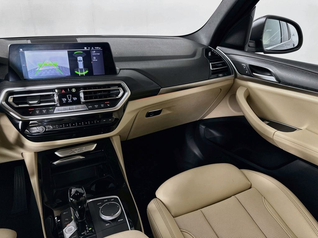 Thumbnail: 2022 BMW X3 - 24