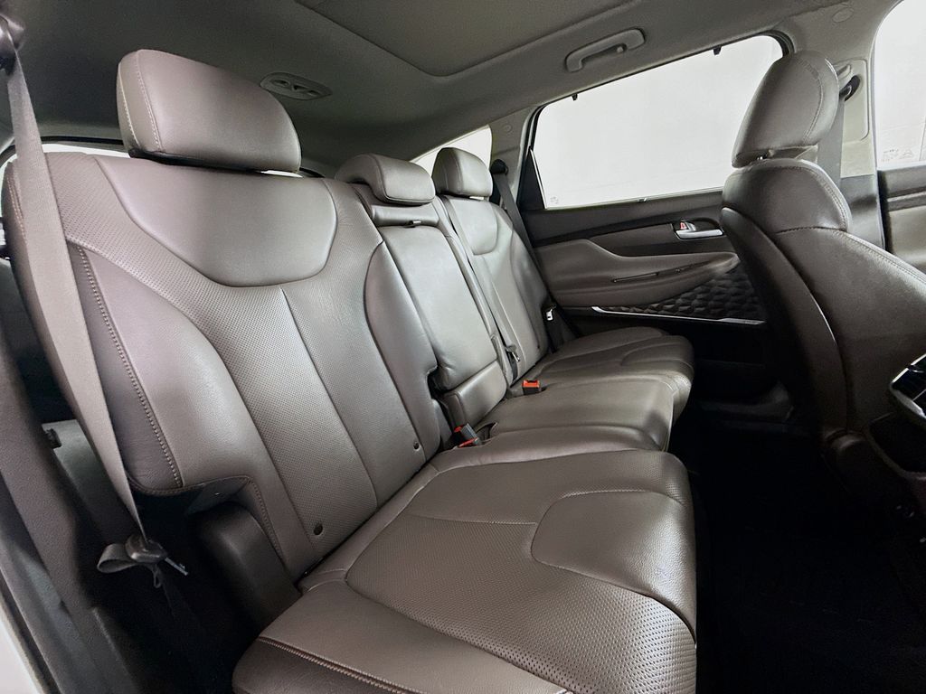 2020 Hyundai Santa Fe SEL 26