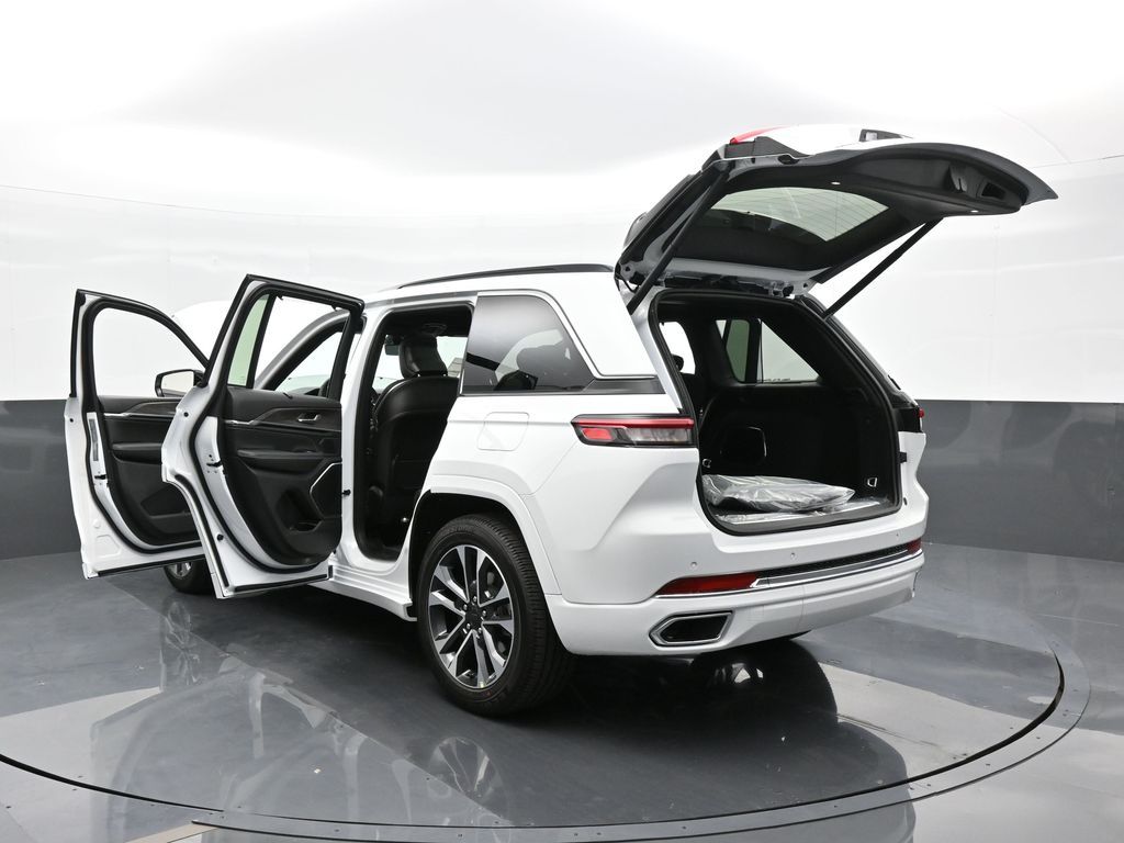 Used 2024 Bright White Clearcoat Jeep Overland image 78