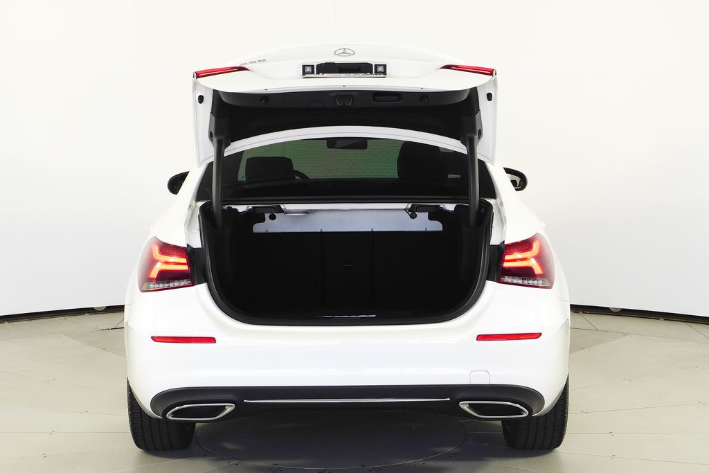Thumbnail: 2022 Mercedes-Benz A-Class - 10