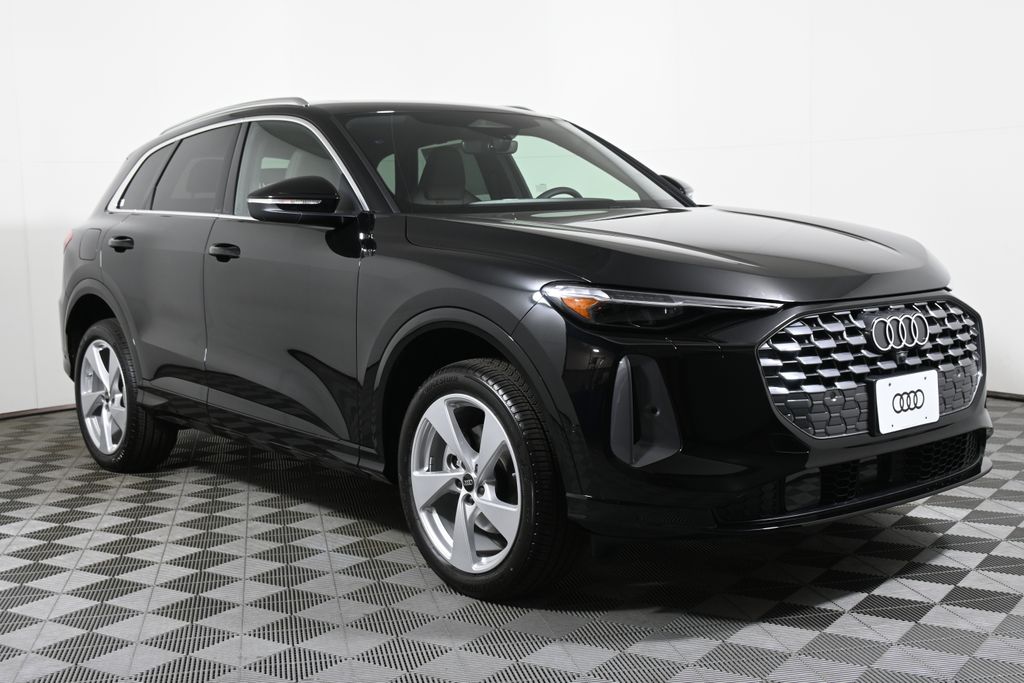 Thumbnail: 2025 Audi Q5 - 8