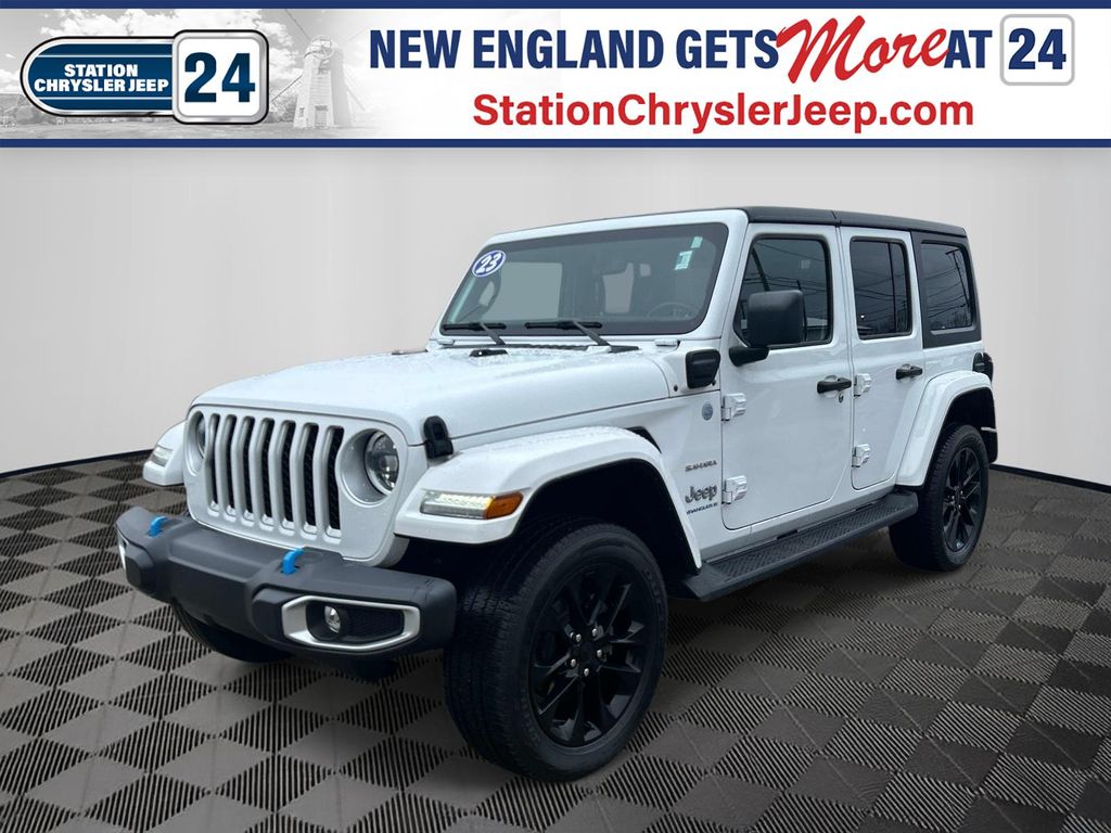 Bright White Clearcoat 2023 Jeep Wrangler 4xe Sahara 4WD SUV / Crossover Four-Wheel Drive 8-Speed Automatic