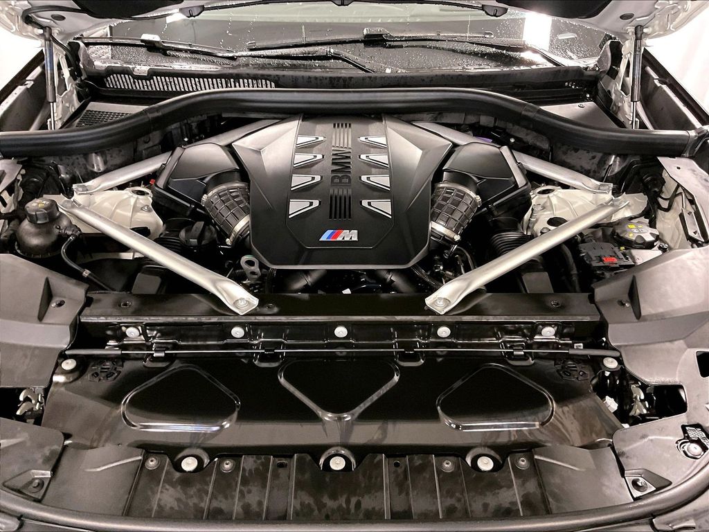 2025 BMW X5 — photo 29
