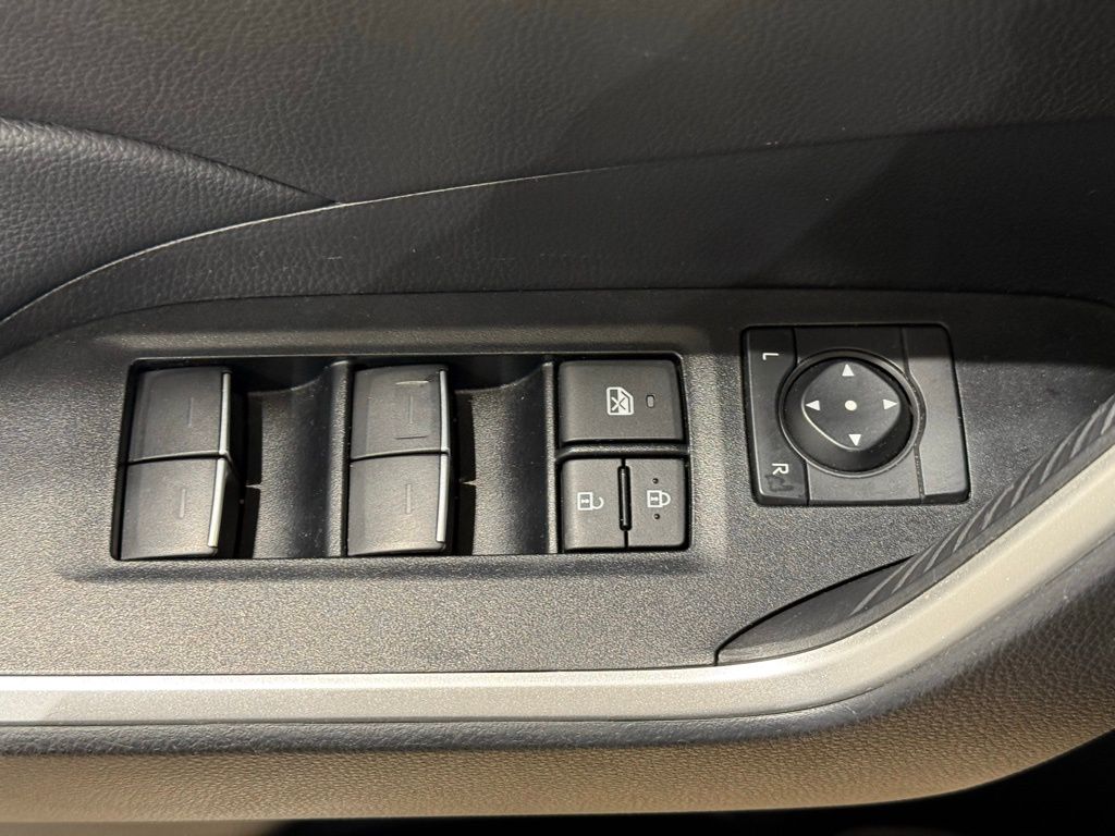 Thumbnail: 2025 Toyota RAV4 - 16