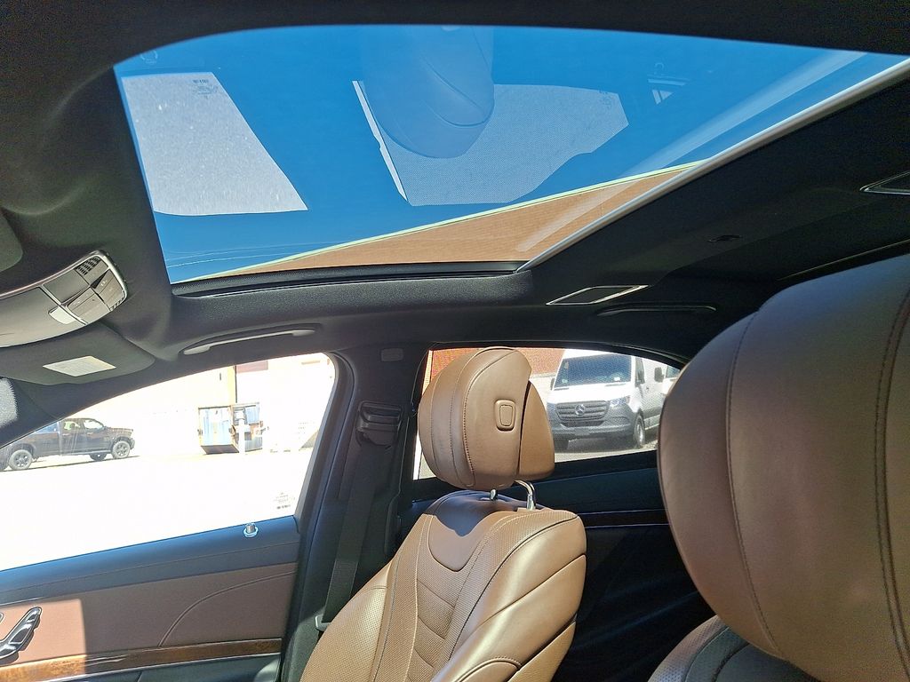 Thumbnail: 2014 Mercedes-Benz S-Class - 14
