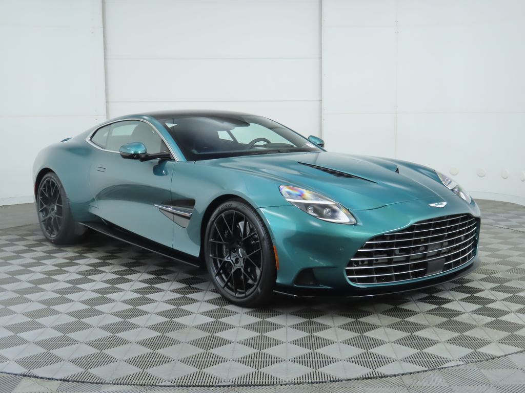 Thumbnail: 2025 Aston Martin Vanquish - 3