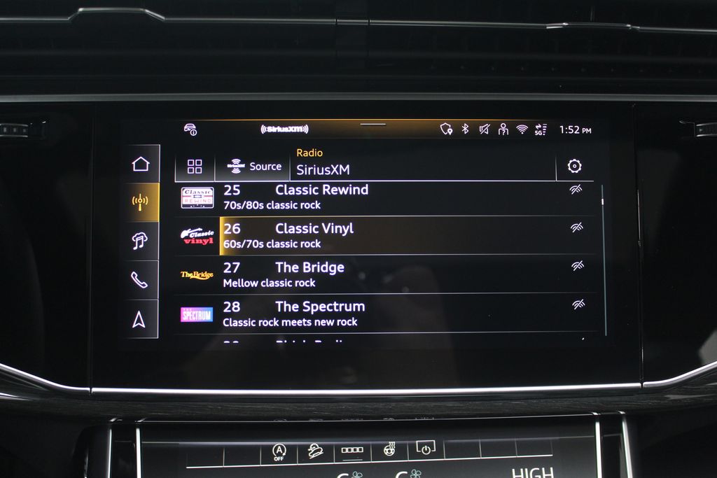 Thumbnail: 2026 Audi Q7 - 21