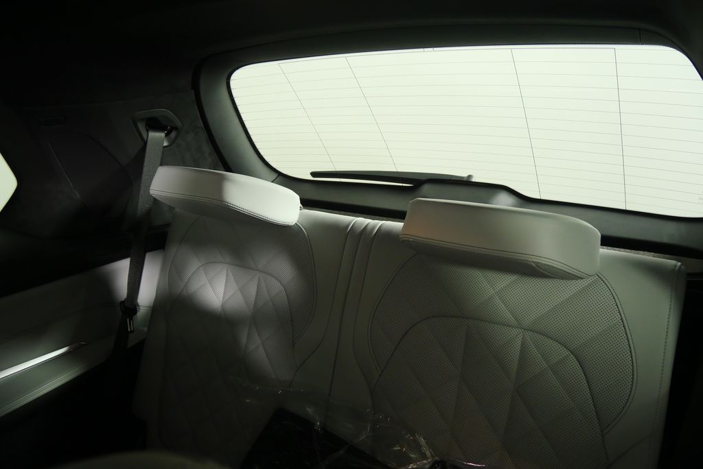 2026 BMW X7 xDrive40i 17